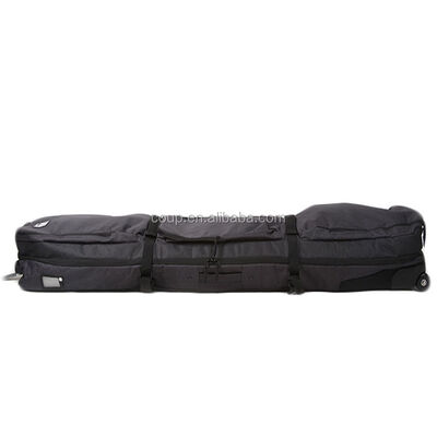 आईपैड कम्पार्टमेंट और जिम और यात्रा के लिए वाटरप्रूफ नायलॉन के साथ मजबूत टॉप हैंडल आउटडोर स्पोर्ट्स बैग